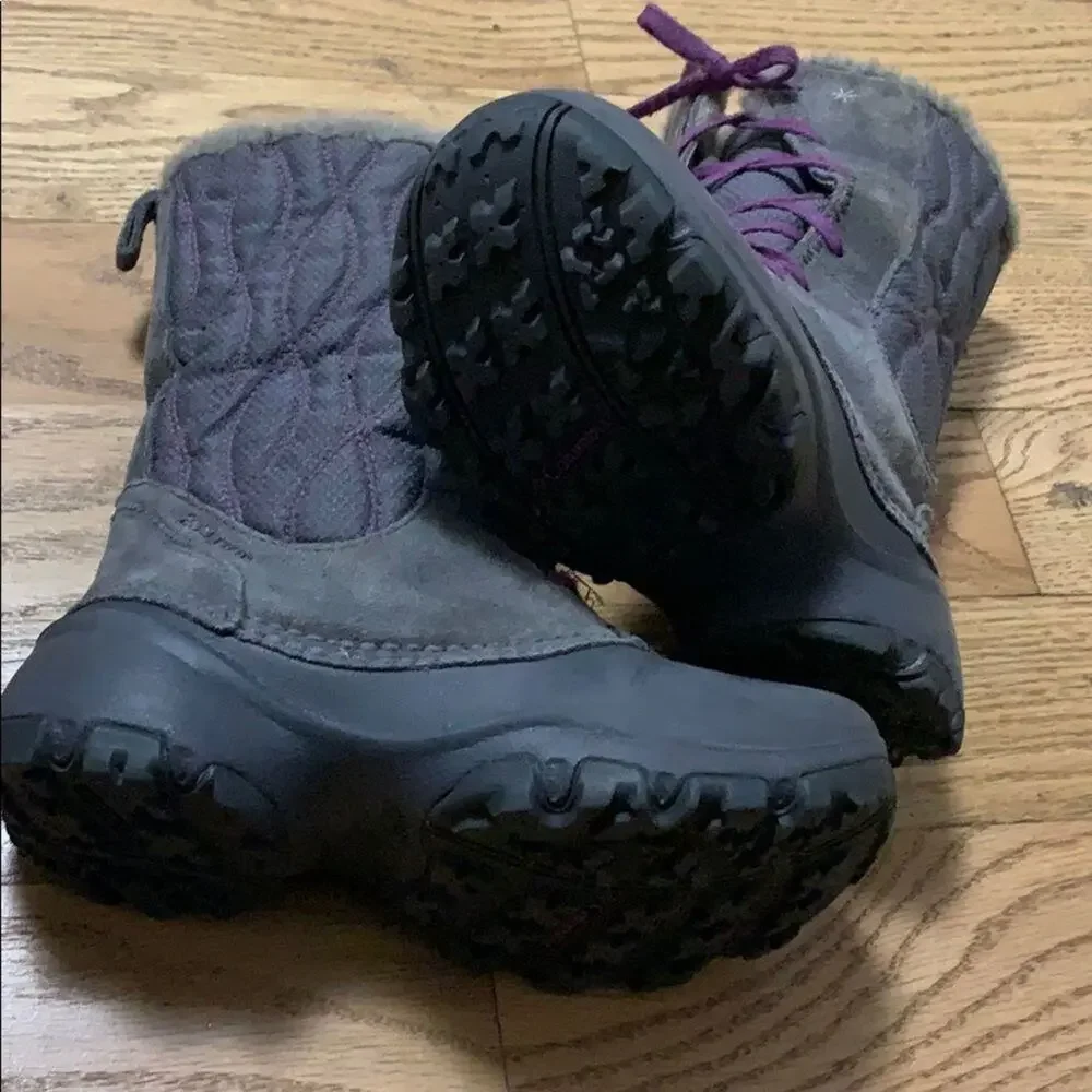 COLUMBIA KIDS WATERPROOF WINTER BOOTS‎ SIZE 2